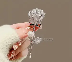 Luxurious Sparkling Water Diamond Imitation Pearl Rose Flower Brooch,