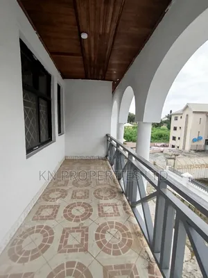 16bdrm Duplex in Diplomatic Zone, Asokoro for rent