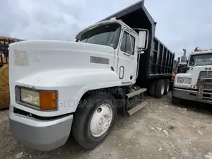 Mack Ch Dump Truck (Tipper)
