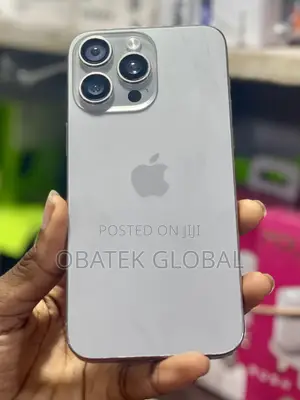 Apple iPhone 15 Pro Max 256 GB