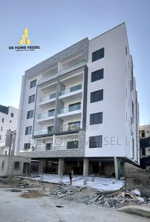 2bdrm Apartment in Lekki Phase 1 for sale