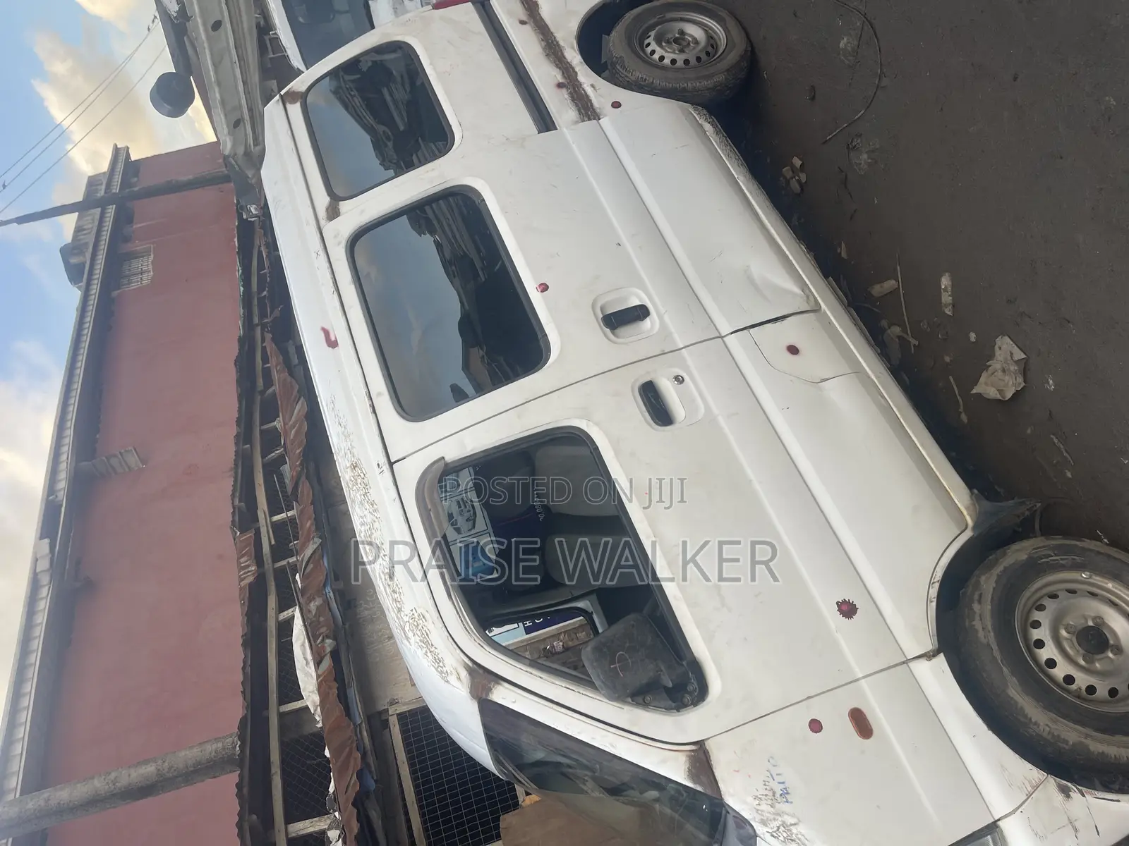 Suzuki APV Minibus 2010 Silver