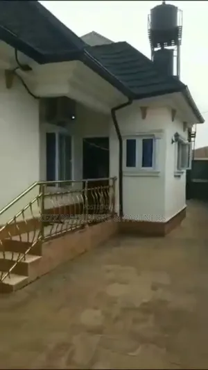 3bdrm Bungalow in Umuodu, Mbieri , for sale