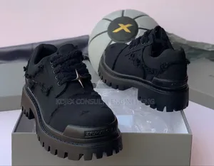 Balenciaga Quality Fabric Shoe