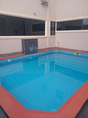Shortlet With Swimming Pool