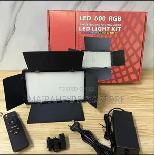 Led 600 RGB Studio Led Light Kit With Stand