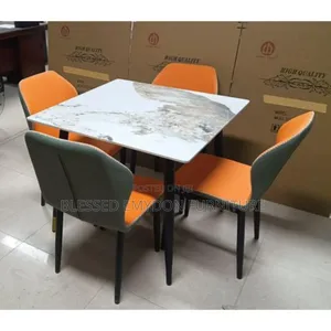Luxury Dinning Round Mable Table + 4 Sitting Chairs.