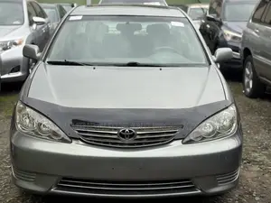 Toyota Camry LE 4dr Sedan (2.4L 4cyl 5A) 2006 Silver