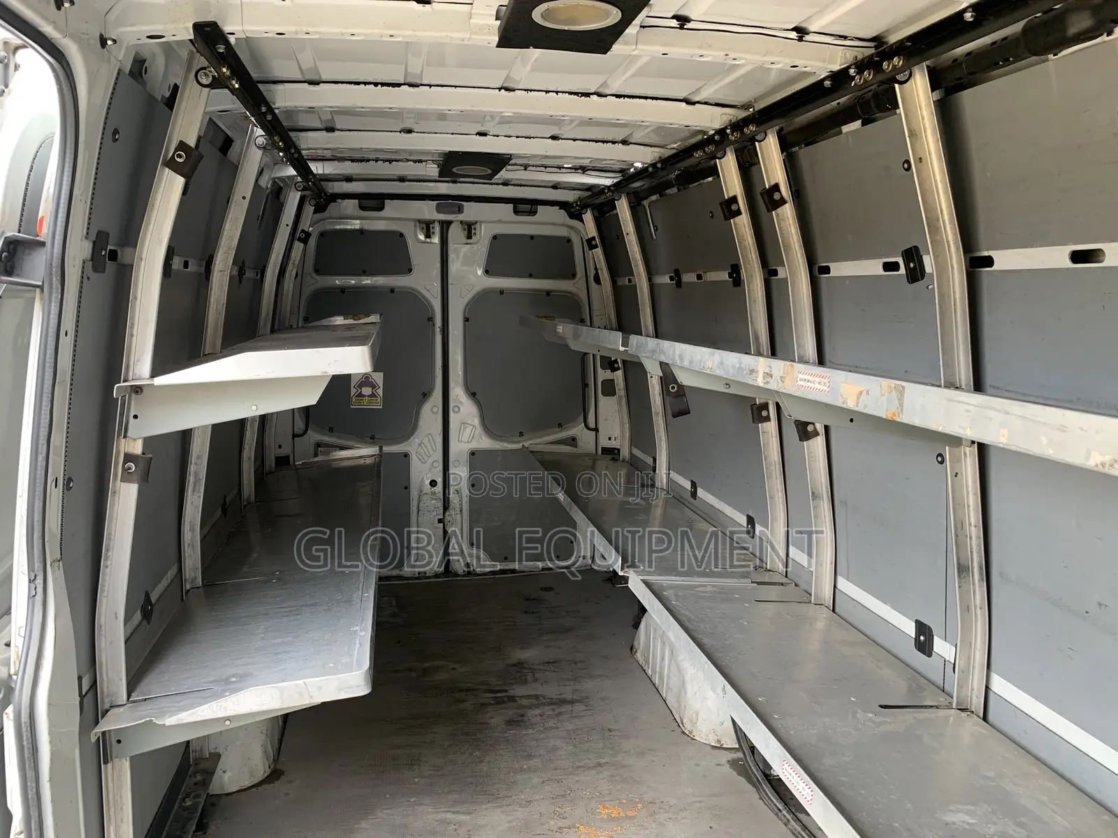 Mercedes-Benz Sprinter 2011 White