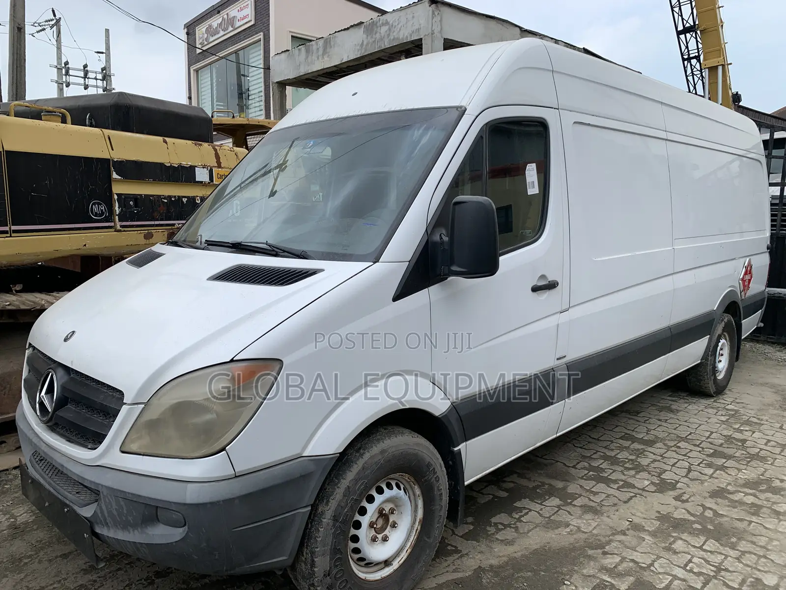 Mercedes-Benz Sprinter 2011 White