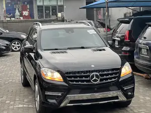 Mercedes-Benz M Class ML400 4MATIC 4dr SUV AWD (3.0L 6cyl Turbo 7A)
