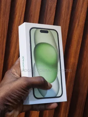 New Apple iPhone 15 256 GB Green