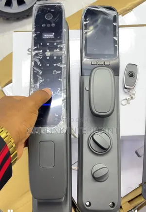 Smart Lock With Fingerprint and Card Access.