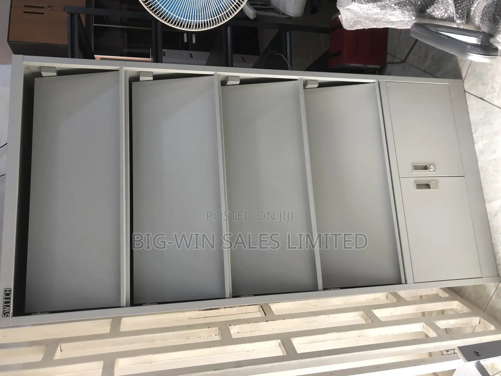 Journey Displays/Rack