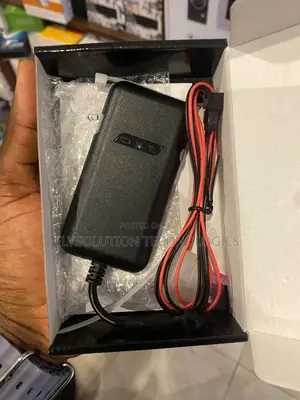 Gt02 GPS Vehicle Tracker Compact Vehicle Tracking Device