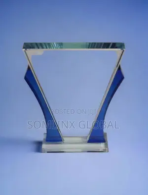 Glass Plaque, Transparent Base M