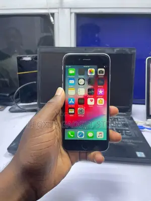 Apple iPhone 6 32 GB Gray