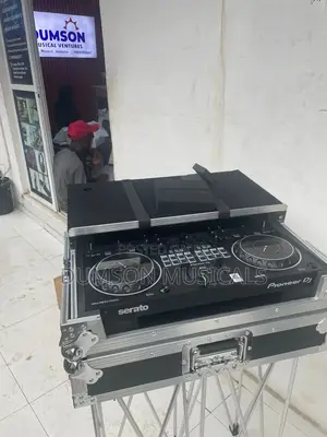 Dj Rev1 Controller Pioneer With Rev1 Box and Dj Stand Complete Set