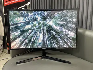 Samsung 27” Full Hd 1080p 60hz Led Curved Screen Monitor