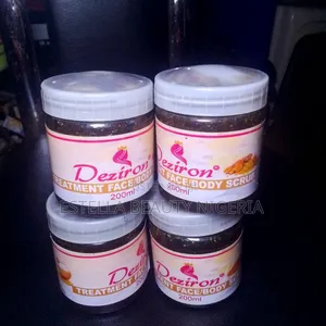 Exfoliating Treatment Scrub