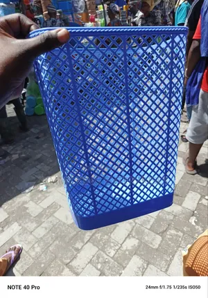 Medium Plastic Basket