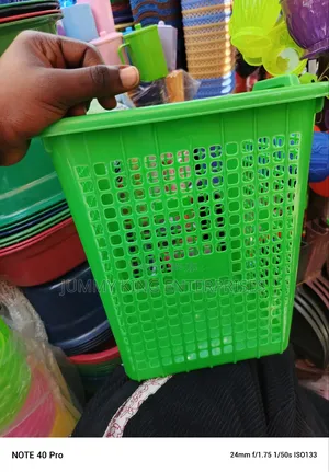 Medium Plastic Basket