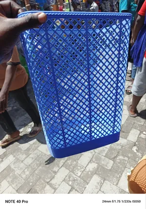 Medium Plastic Basket