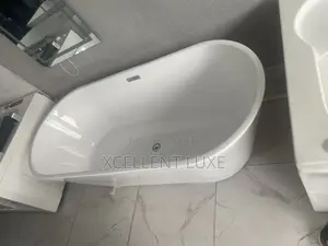 Acrylic Free Standing Bathtub