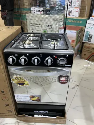 Skyrun GCS-3g1e/X – Standing Gas Cooker 3 Gas + 1 Electric Combo