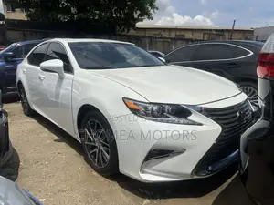 Lexus ES 2016 White