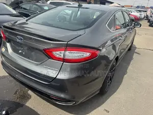 Ford Fusion Titanium 4dr Sedan w/EcoBoost (2.0L 4cyl Turbo 6A) 2014