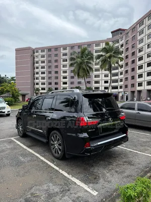 Lexus LX 570 2010 Black