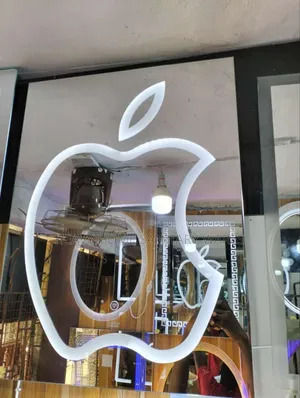 Apple Mirror Design