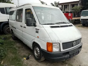 Volkswagen LT 2000 White