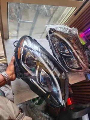 C300 2018 Set of Double Touch American Headlight