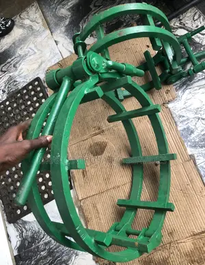 External Pipe Clamp 16”