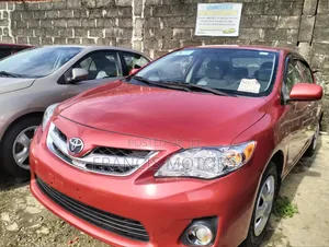 Toyota Corolla LE 4dr Sedan (1.8L 4cyl 4A) 2010 Silver