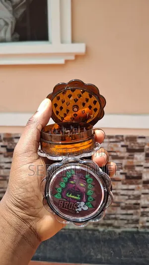 Brog Plastic Grinder