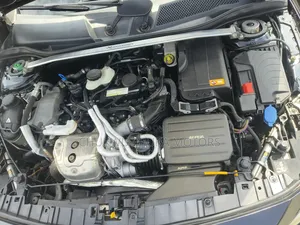 Mercedes-Benz GLA-Class GLA250 4MATIC 4dr SUV AWD (2.0L 4cyl Turbo 7AM)