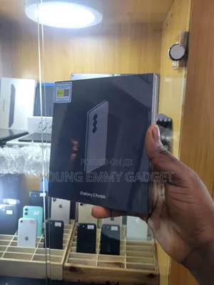 New Samsung Galaxy Z Fold6 512 GB Silver