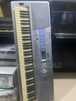 Yamaha Keyboard
