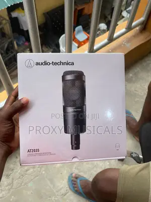 Audio Technica At2035 Microphone