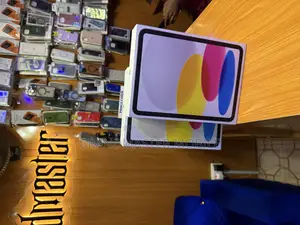 New Apple iPad (2025) 256 GB Silver