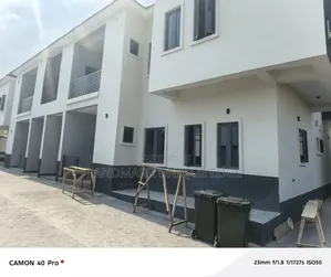 2bdrm Block of Flats in F01 Kubwa for rent