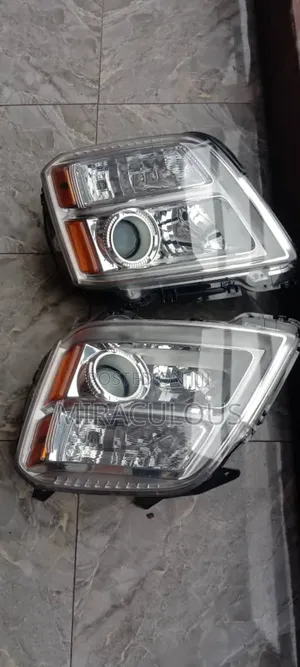 Headlight GMC Terrain 2013
