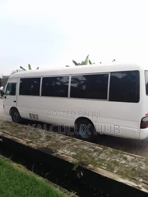 White Coaster Bus for Charter