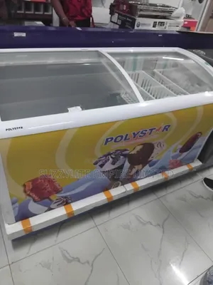 Polystar Showcase Freezer 615 Liters