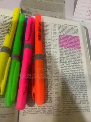 Highlighting Pen Set