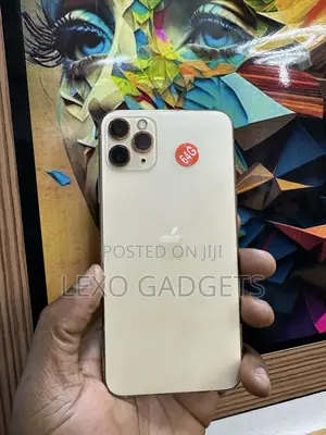 Apple iPhone 11 Pro Max 64 GB Gold