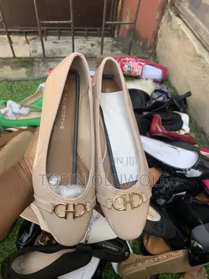 Quality Stock Flat Shoes